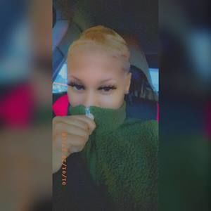 Meet your Posher, Jonà